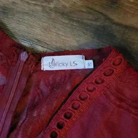 Burgundy Lace Low Cut Maxi Romper Dress Size Small - Picture 4 of 10